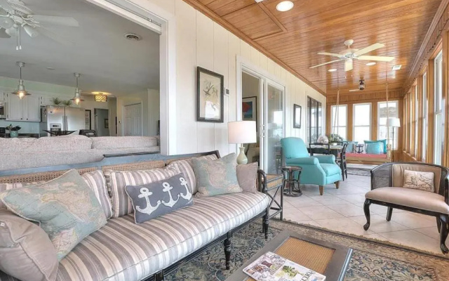 402 Ocean Drive