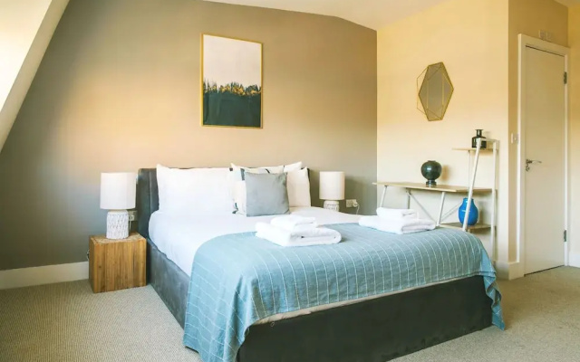 Accomodo London South Kensington - Elegant 3 Bedroom Apartments near Museums