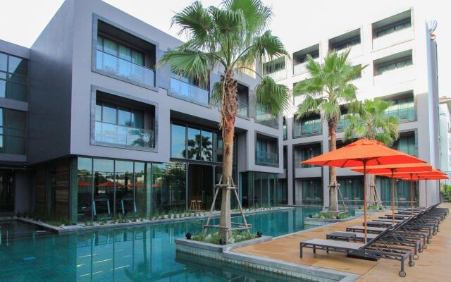 Отель Sugar Marina Resort-SURF-Kata Beach бассейн