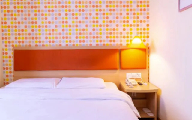 Home Inn (Xiamen Convention & Exhibition Center Lianqian West Road)