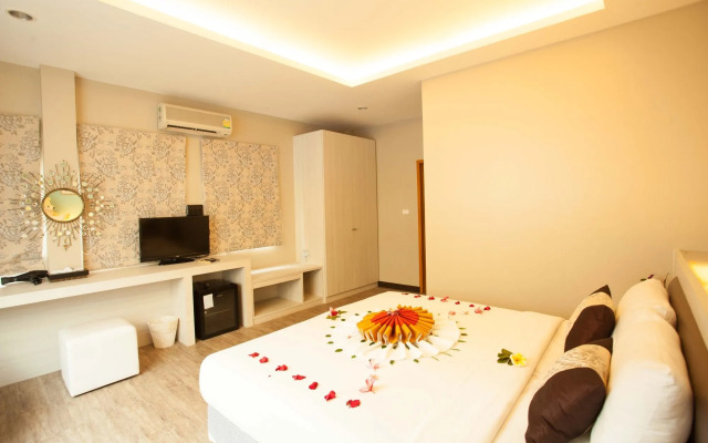 Must Sea Hotel Kata