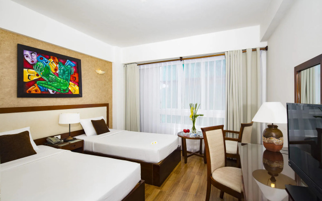 Starlet Hotel