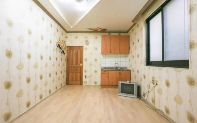Geojedo Haeseong Beach Pension