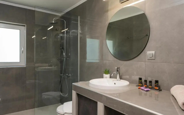 Quarters Luxury Apartments