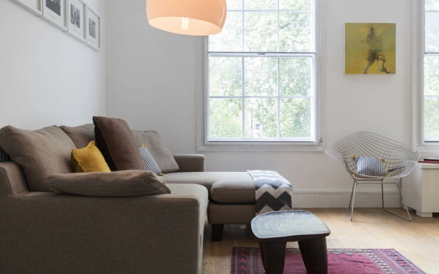 Modern 3BR Flat Close to Angel Station