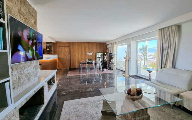 One 360 Skyline Athens Penthouses