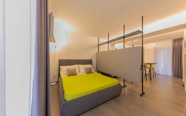 En..Suite (Adults Only)