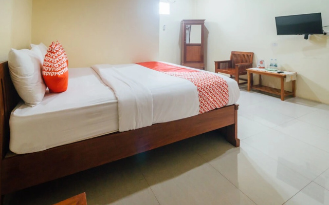 Crecia Guest House by OYO Rooms