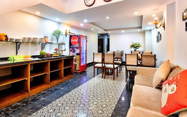 S79 Ami Hotel