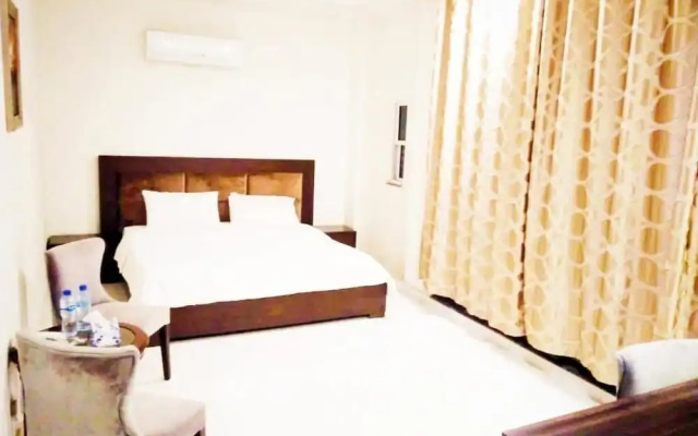 Jade Dragon Hotel