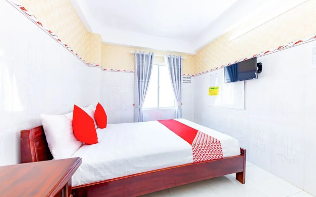 Oyo 349 Thuan Buom Phat Hotel