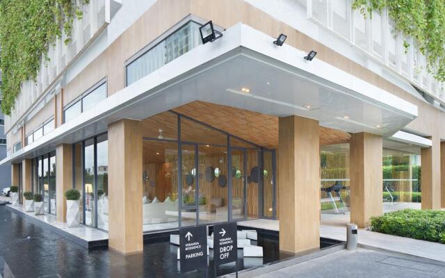 Отель Veranda Residence Pattaya by Lux На Чом Тхиан вид на фасад