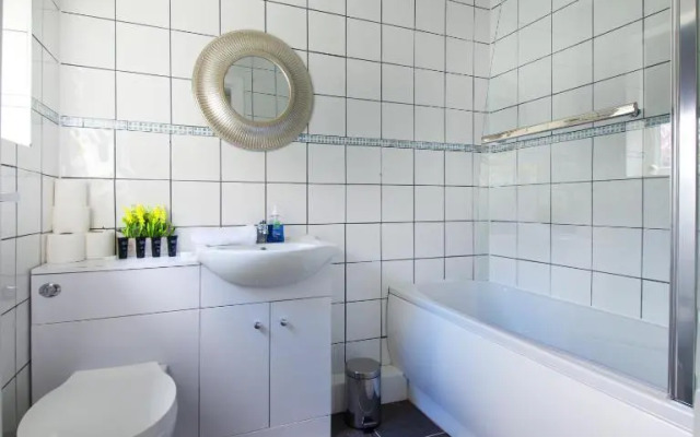 Stylish and Comfortable Home Away From Home
