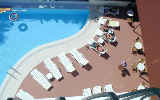 Avos Apartments