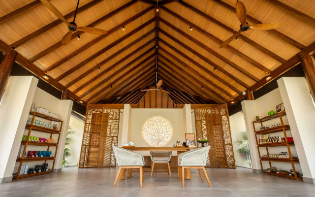 Курорт Melia Whale Lagoon Maldives   