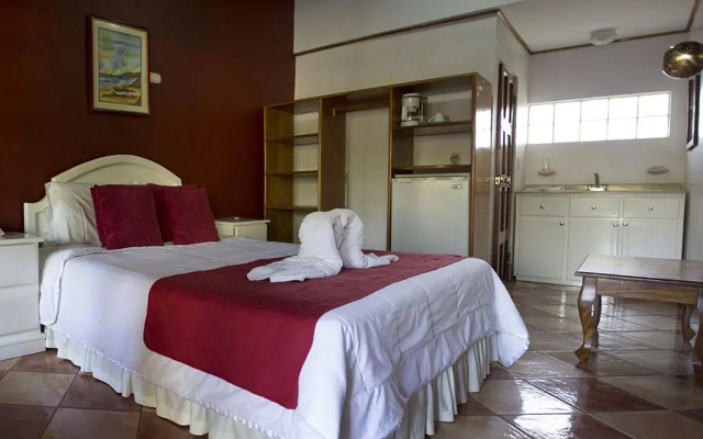 Copacabana Hotel and Suites