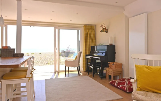 Pevensey Beach Retreat