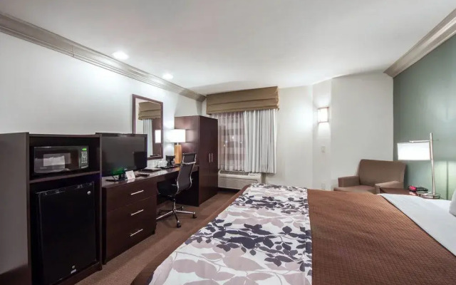 Sleep Inn & Suites
