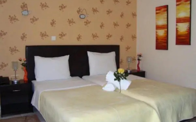 Enastron Hotel