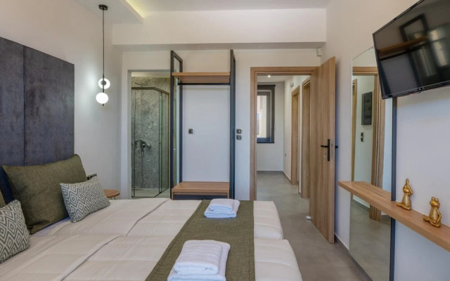 Luxurious Villa Mare - With 150m Pool
