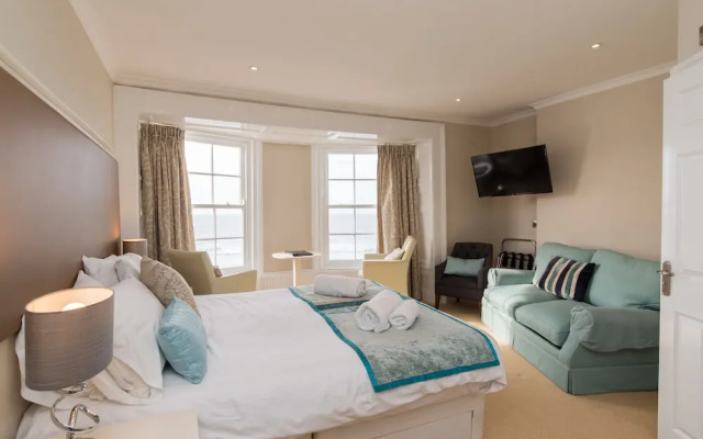 46 Marine Terrace