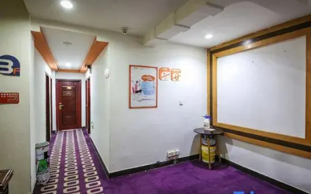 Pod Inn Hotel (Chengdu Xinhua Park)