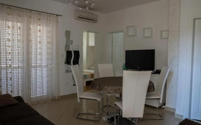 Apartment Novalja