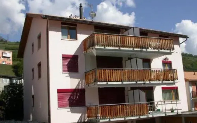 Pütvia E1