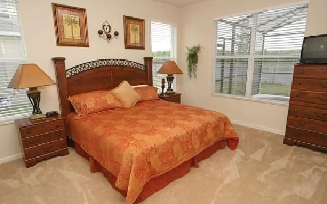 The Vacation Home Store