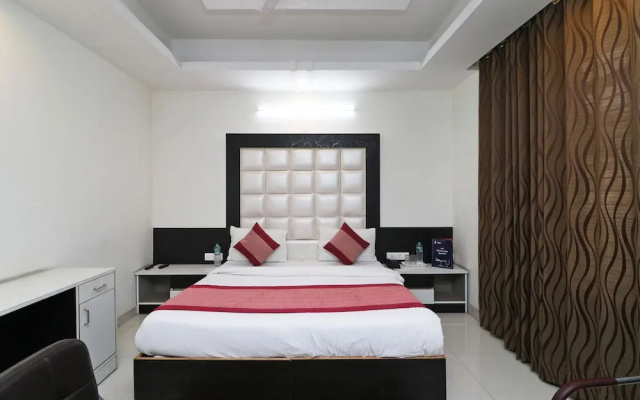 OYO 8971 Woodstay Inn Sector 45