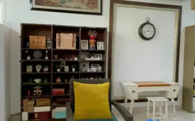 Treevilla 3 Bedrooms Home with Private Pool in South Jakarta