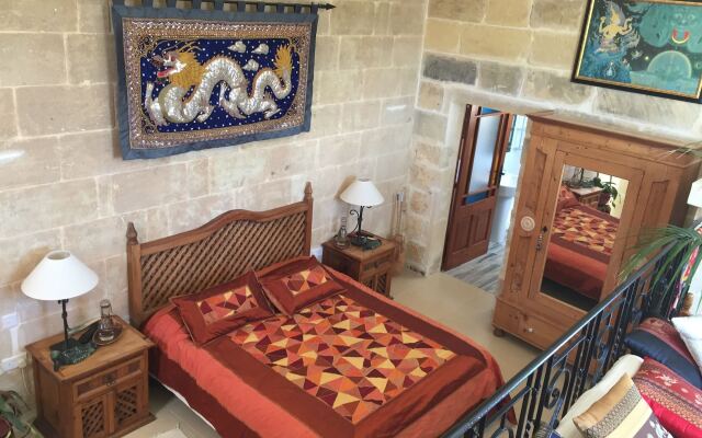 Отель Гостевой Дом Dar tal-Kaptan Boutique Maison Мальта, Гасри - отзывы, цены и фото номеров - забронировать отель Гостевой Дом Dar tal-Kaptan Boutique Maison онлайн комната для гостей