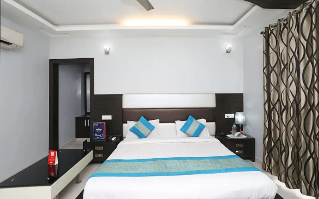 Oyo 11403 Hotel Daffodils