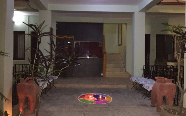 Yeti Guest House