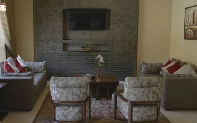 The Lodge Inn Hotel