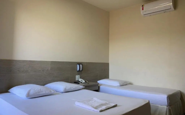 Kanoa Hotel