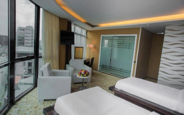 Diamond Hotel