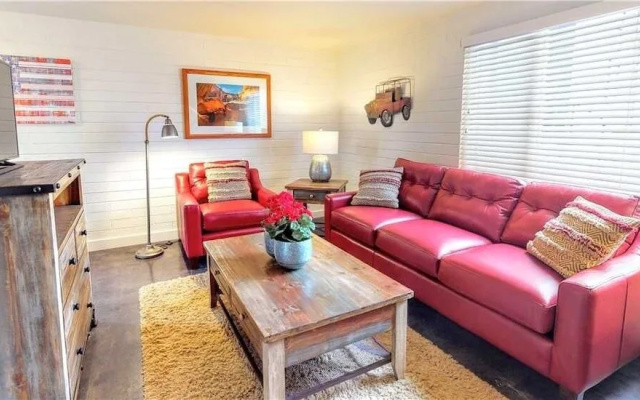 Purple Sage Flats #2 1 Bedroom Apts