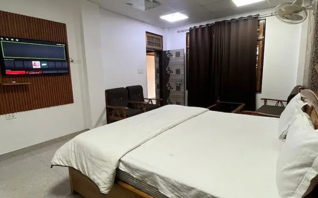 Staylo Masterprice Inn