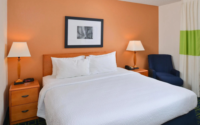 Fairfield Inn & Suites Charleston North/University Area