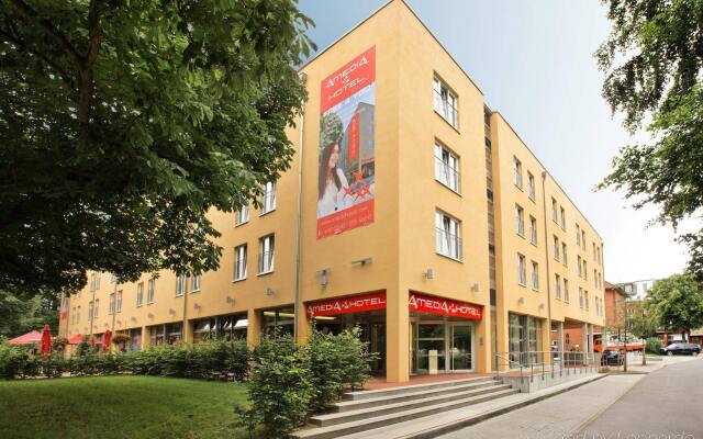 Отель Best Western Amedia Hamburg вид на фасад