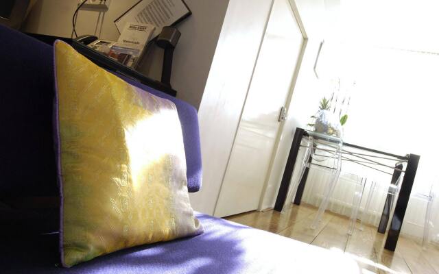 Апартаменты Amsterdam Boutique Apartments вид на фасад