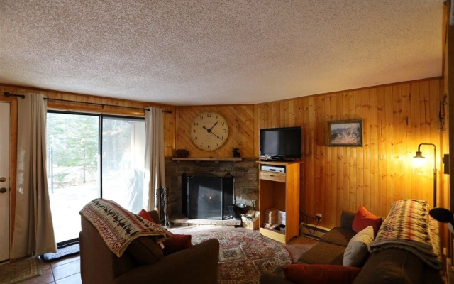 Pet Friendly Condo in Waterville Valley - Newly Refinished! - Whc23v