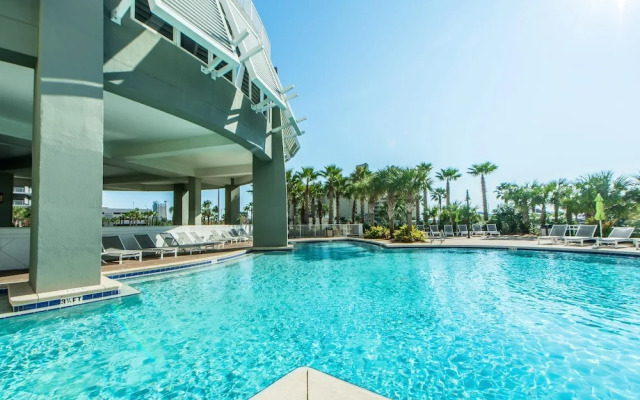 Laketown Wharf 1120