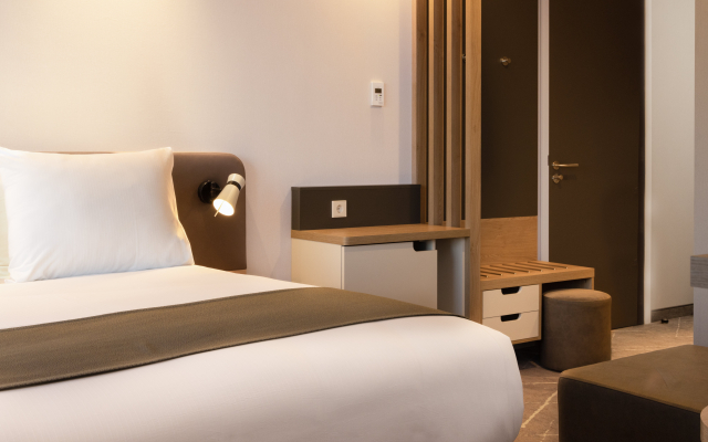 Holiday Inn Eindhoven Airport by IHG