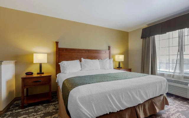 Best Western Plus Red River Inn