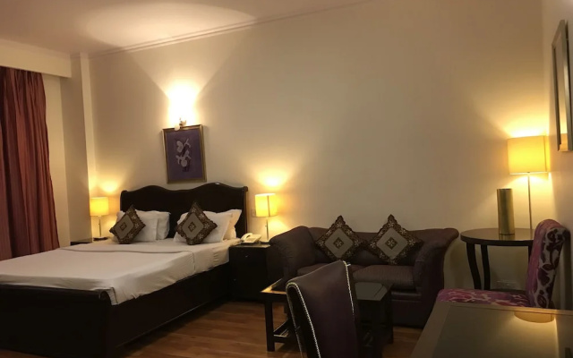 Claremont KNY Hotel