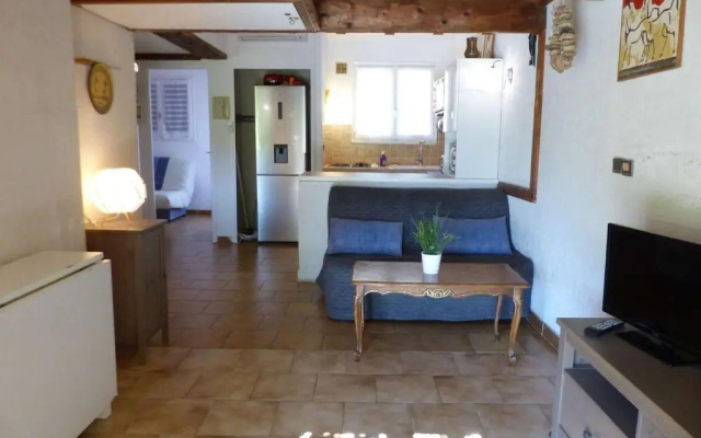 Maison le Lavandou, 2 pièces, 6 Personnes - FR-1-308-46