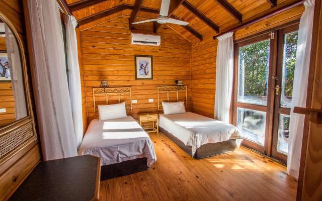 Imvubu Lodge