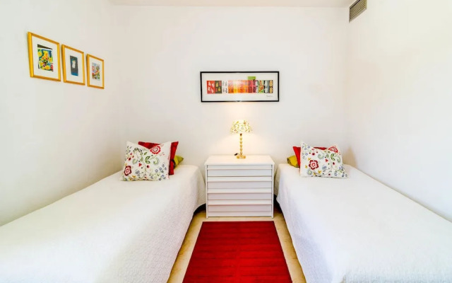 MA1 Marvelous 2 bedroom apt close to everything Roomservice